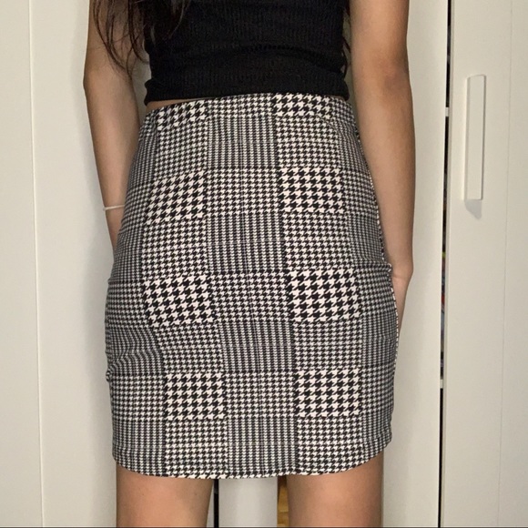 NWT Ardene Stretchy Houndstooth Mini Skirt - Picture 4 of 9